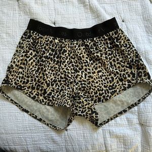 RARE COLOR Outdoor Voices Relay 3” Shorts